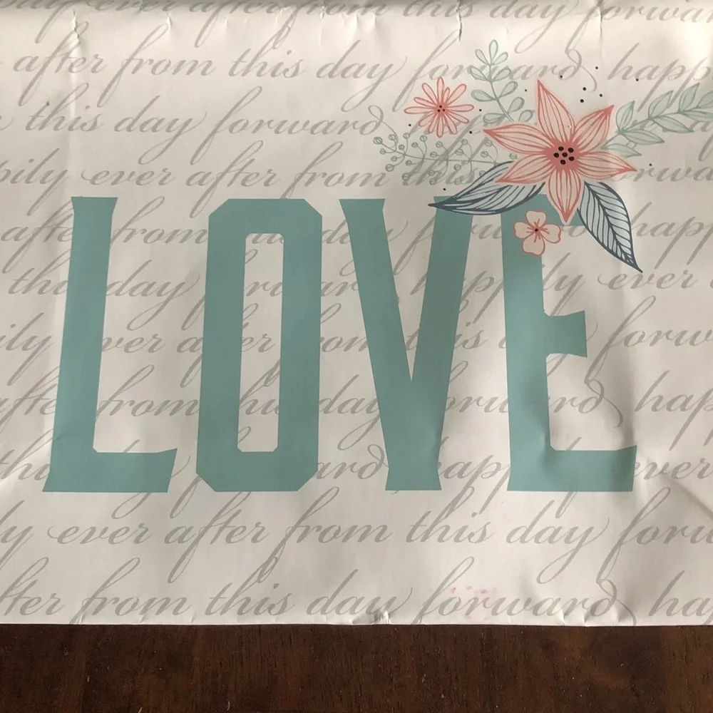 🍄 LOVE Bridal Shower Gift Bag